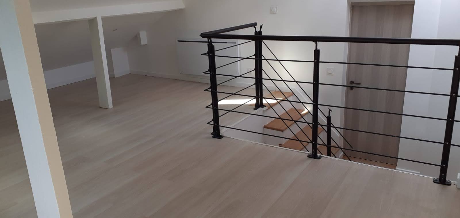 Escalier et garde-corps réalisés sur mesure.